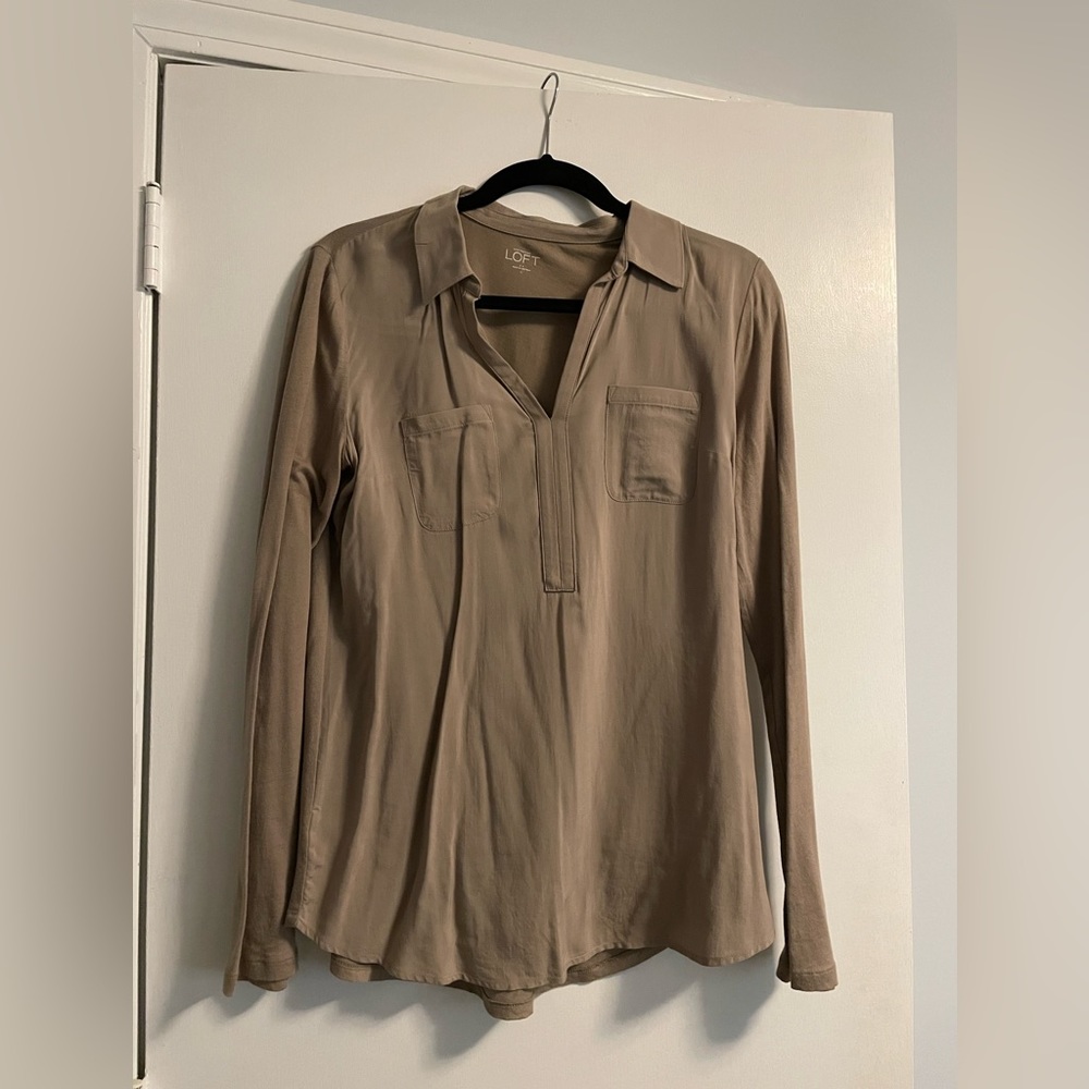 Loft long sleeve shirt